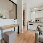 Fabel Am Nord Bhf Aparthotel 4*