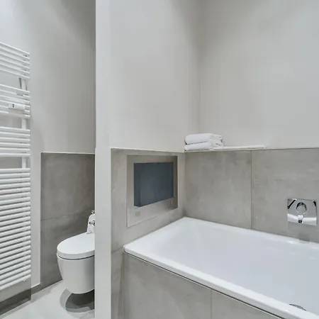 Fabel Am Nord Bhf Hotel apartamentowy 4*