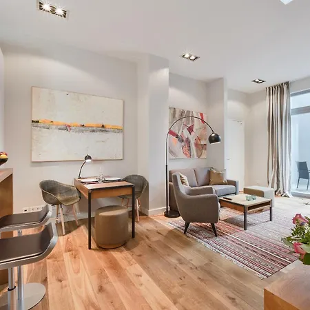 Fabel Am Nord Bhf Hotel apartamentowy 4*