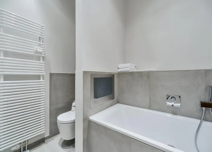 Fabel Am Nord Bhf Апарт-отель 4*