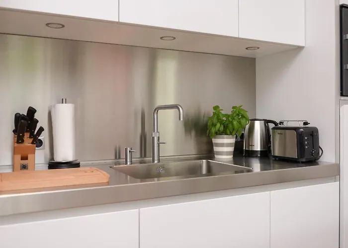 Appart hôtel Fabel Apartments Am Nord Bhf 4*