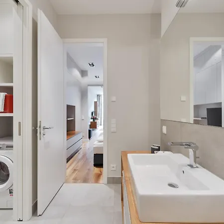 Downtown Living Aparthotel