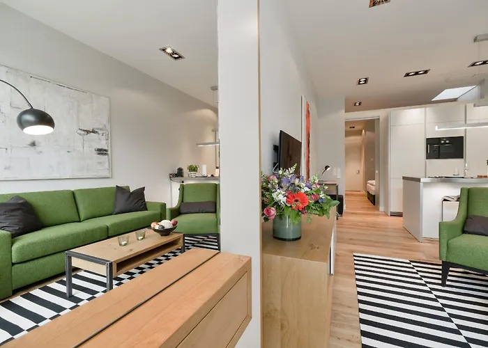 Fabel Am Nord Bhf アパートホテル 4*